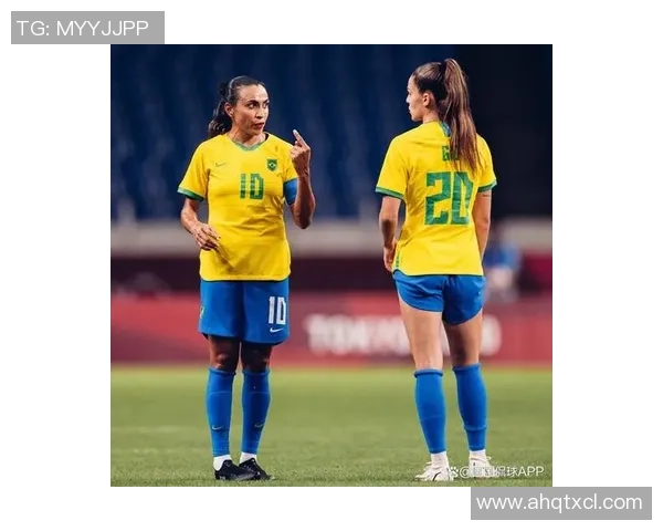 06年世界杯巴西对阵法国精彩集锦回顾与分析